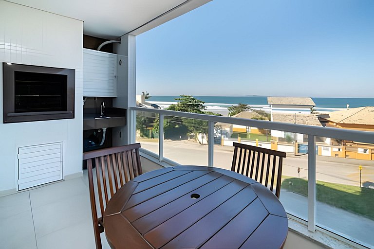 Apartamento alto padrão na praia de Mariscal (AL13)
